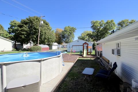 100 Elm St, Le Roy, IL 61752 photo 26