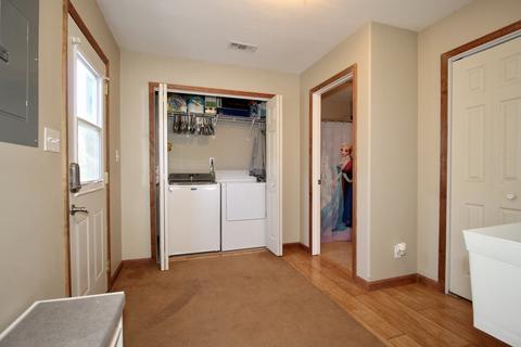 100 Elm St, Le Roy, IL 61752 photo 11