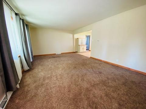 408 E Philmar St, Dwight, IL 60420 photo 2