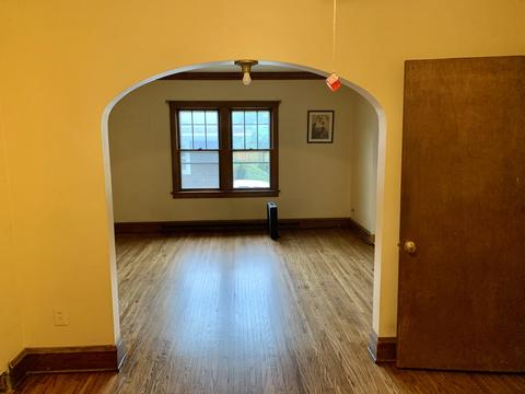 514 Dwight St, Elgin, IL 60120 photo 4