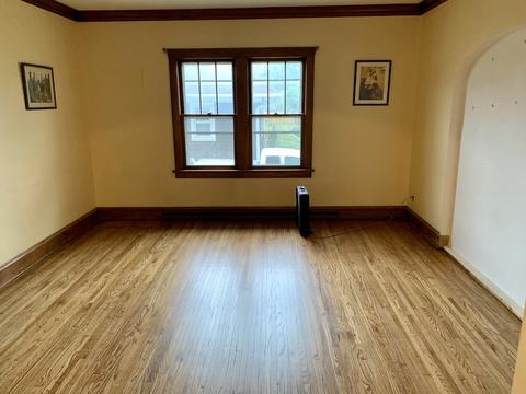 514 Dwight St, Elgin, IL 60120 photo 3