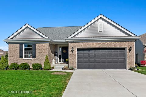 2 Kingsmill Ct, Algonquin, IL 60102 photo 1