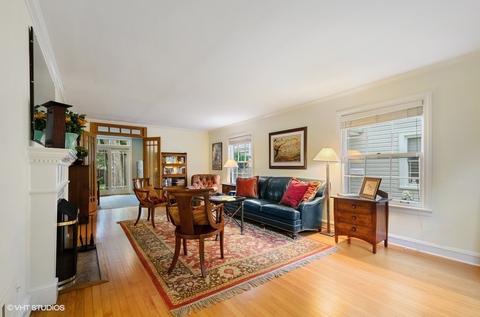 2125 Bennett Ave, Evanston, IL 60201 photo 3