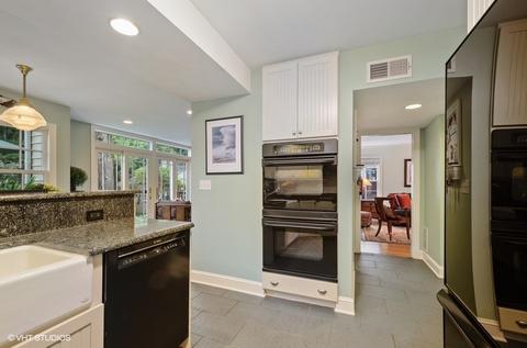 2125 Bennett Ave, Evanston, IL 60201 photo 8