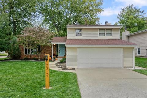 2312 Hackberry Ct, Champaign, IL 61821 photo 2