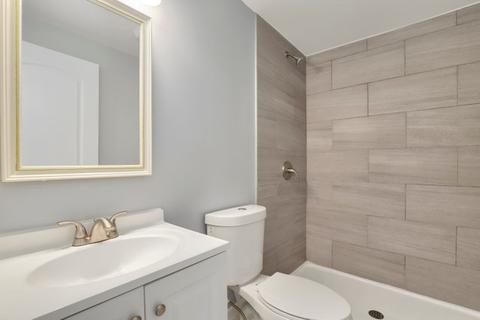 1704 Maple Ave, Northbrook, IL 60062 photo 16