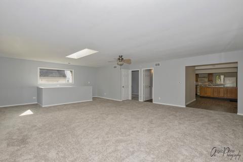 4918 Parkview Dr, Mccullom Lake, IL 60050 photo 5