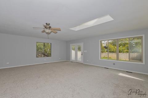 4918 Parkview Dr, Mccullom Lake, IL 60050 photo 4