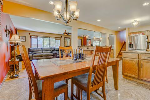 104 Valley St, Bartlett, IL 60103 photo 7