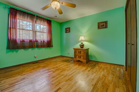 104 Valley St, Bartlett, IL 60103 photo 17