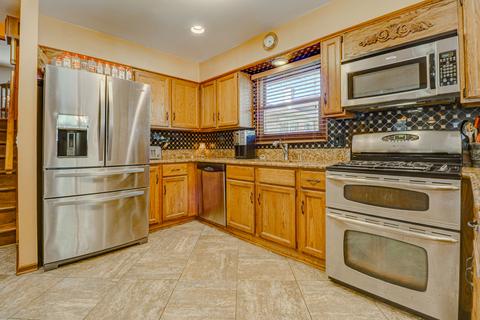 104 Valley St, Bartlett, IL 60103 photo 11
