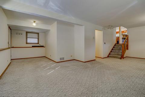 104 Valley St, Bartlett, IL 60103 photo 12