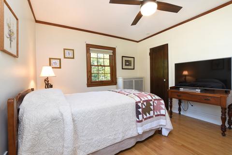 199 Olmsted Rd, Riverside, IL 60546 photo 28