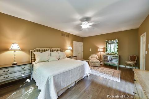 674 E Gartner Rd, Naperville, IL 60540 photo 17