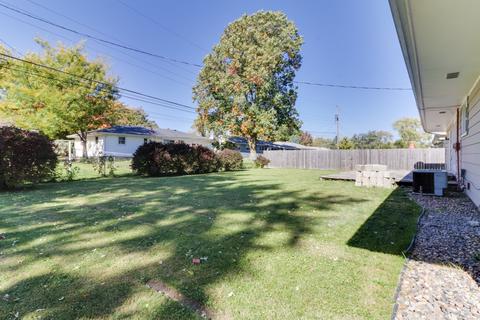 1511 Bunn St, Bloomington, IL 61701 photo 24