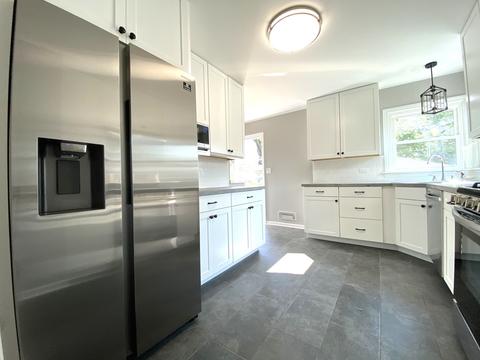 1483 S Wolf Rd, Des Plaines, IL 60018 photo 6