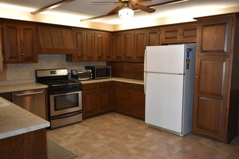 33 E 2nd St, El Paso, IL 61738 photo 8