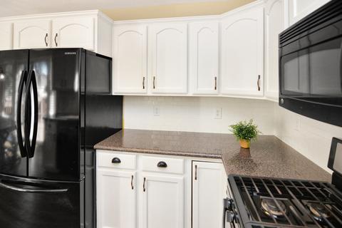 1621 Cheyenne Ln, Normal, IL 61761 photo 11