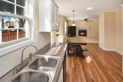 1621 Cheyenne Ln, Normal, IL 61761 photo 10