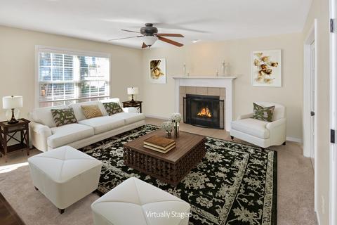 1621 Cheyenne Ln, Normal, IL 61761 photo 2