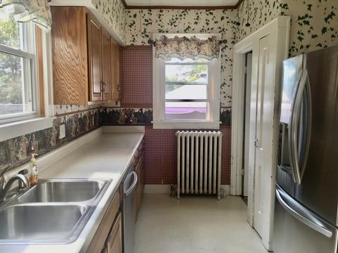913 Main St, Henry, IL 61537 photo 9