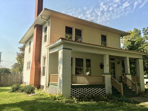 913 Main St, Henry, IL 61537 photo 1