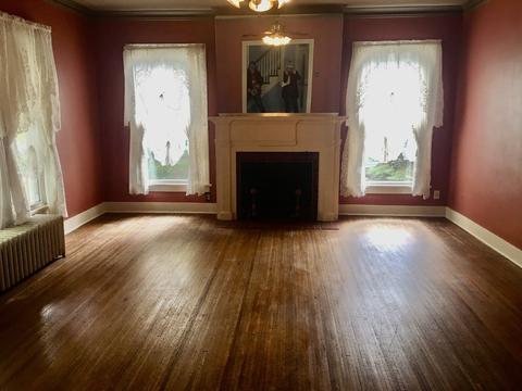 913 Main St, Henry, IL 61537 photo 3