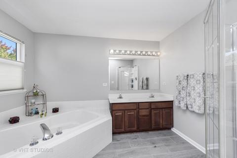 3209 Chestnut Dr, Mchenry, IL 60050 photo 8