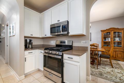11654 S Decathalon Ln, Plainfield, IL 60585 photo 10