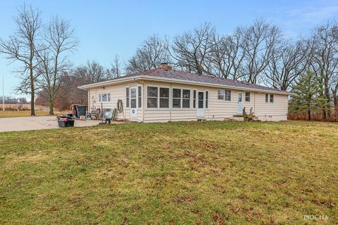 2048 E Bemes Rd, Crete, IL 60417 photo 2