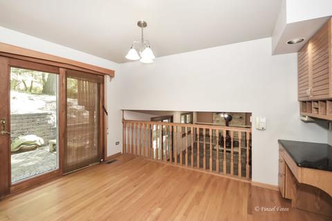 620 Wilmette Ave, East Dundee, IL 60118 photo 9