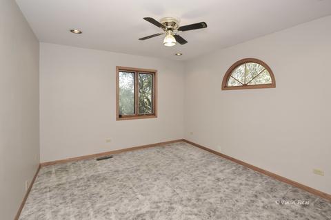 620 Wilmette Ave, East Dundee, IL 60118 photo 16