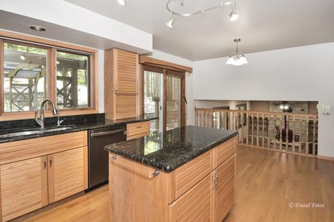 620 Wilmette Ave, East Dundee, IL 60118 photo 8