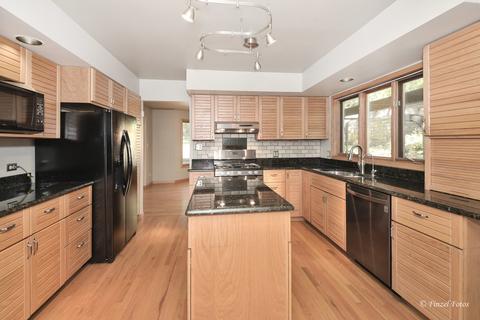 620 Wilmette Ave, East Dundee, IL 60118 photo 7