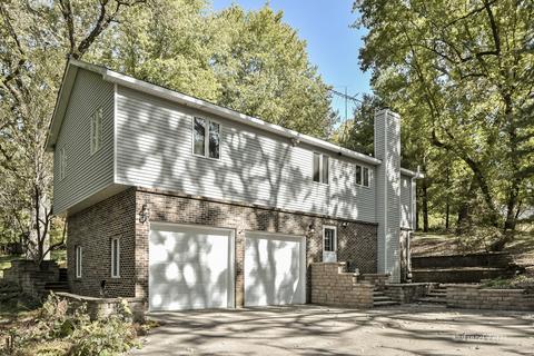 620 Wilmette Ave, East Dundee, IL 60118 photo 2