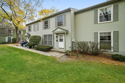 1668 Valley Forge Ct #C, Wheaton, IL 60189 photo 3