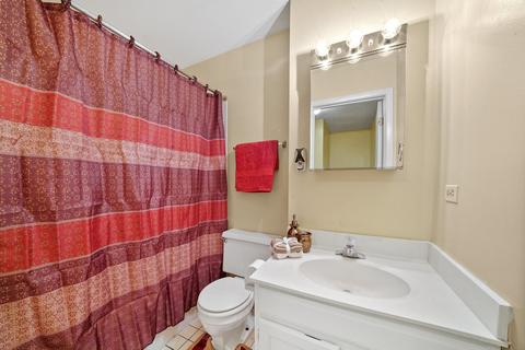 1668 Valley Forge Ct #C, Wheaton, IL 60189 photo 12