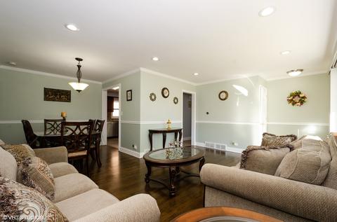 7207 W Breen St, Niles, IL 60714 photo 3