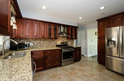7207 W Breen St, Niles, IL 60714 photo 5