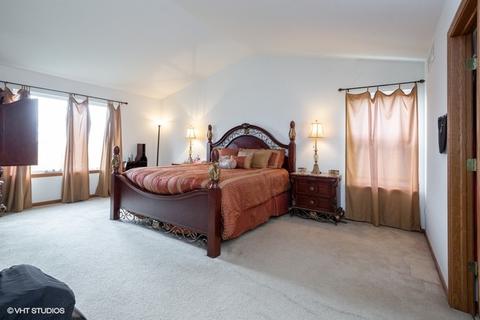 15039 Meadow Ln, Plainfield, IL 60544 photo 8