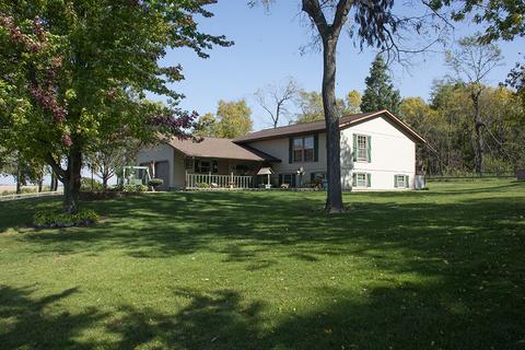 20482 Acker Rd, Fulton, IL 61252 photo 1