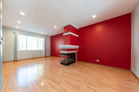 1734 Geneva Dr, Wheeling, IL 60090 photo 4