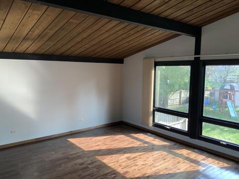 1471 Easy St, Elgin, IL 60123 photo 2