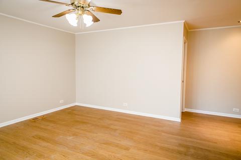 232 Renee Ter, Wheeling, IL 60090 photo 5