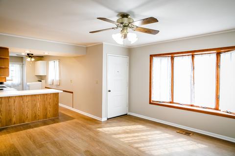 232 Renee Ter, Wheeling, IL 60090 photo 7