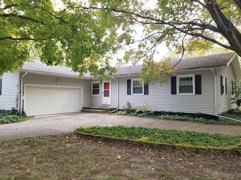 1908 Winchester Dr, Champaign, IL 61821 photo 1