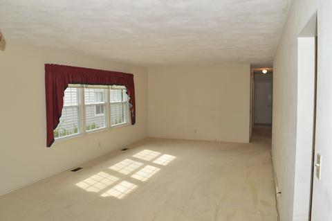 1908 Winchester Dr, Champaign, IL 61821 photo 9