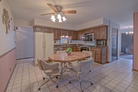 3215 Plum Grove Dr, Rolling Meadows, IL 60008 photo 7