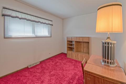 3215 Plum Grove Dr, Rolling Meadows, IL 60008 photo 10