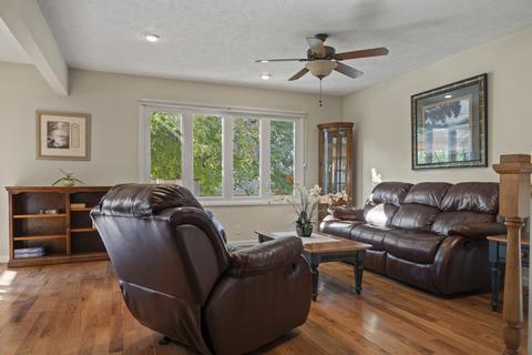 1433 Chadwick Dr, Normal, IL 61761 photo 4